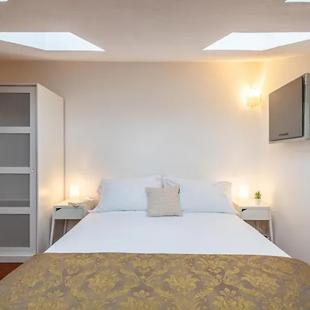 Apartamento Private Terrace- Modern 5 Minutes From The Sea