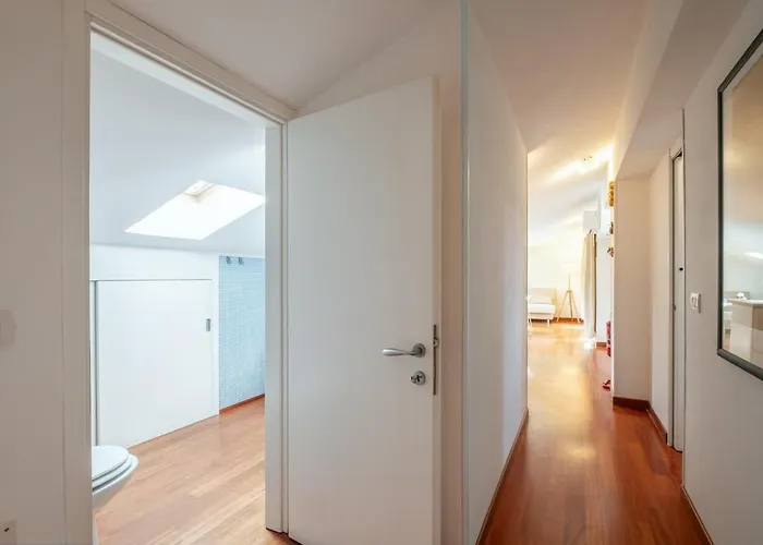 Private Terrace- Modern 5 Minutes From The Sea Апартаменты Кальяри