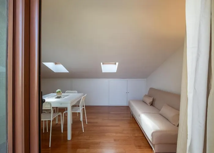 Private Terrace- Modern 5 Minutes From The Sea Апартаменты *